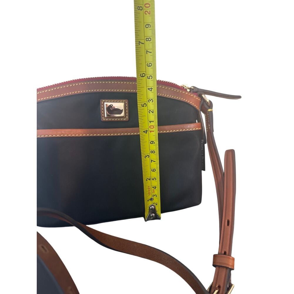 Dooney & Bourke Wayfarer Domed Crossbody bag - Picture 3 of 6